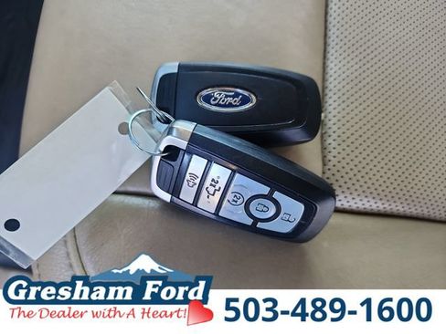 Used 2019 Ford F150 Lariat w/ Equipment Group 502A Luxury AWD/4WD image 37