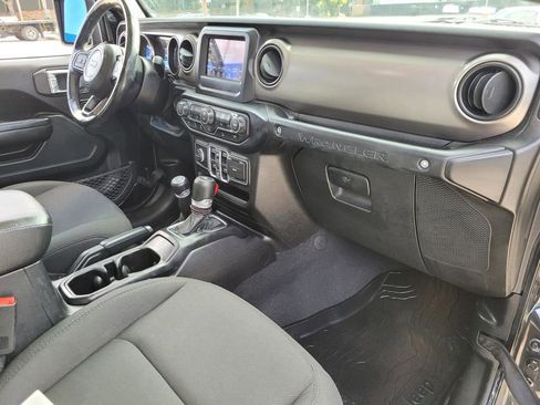 Used 2020 Jeep Wrangler Unlimited Sport AWD/4WD image 8