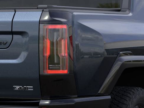 New 2025 GMC Hummer EV 2X w/ LPO, Sport Package image 11