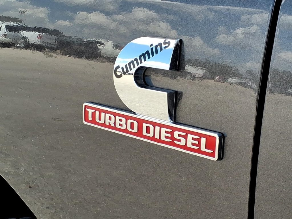 Used 2026 RAM 2500 Laramie AWD/4WD image 11