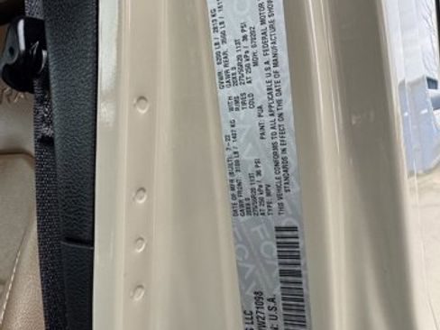 Used 2022 Jeep Wrangler Unlimited Sahara w/ Cold Weather Group image 22