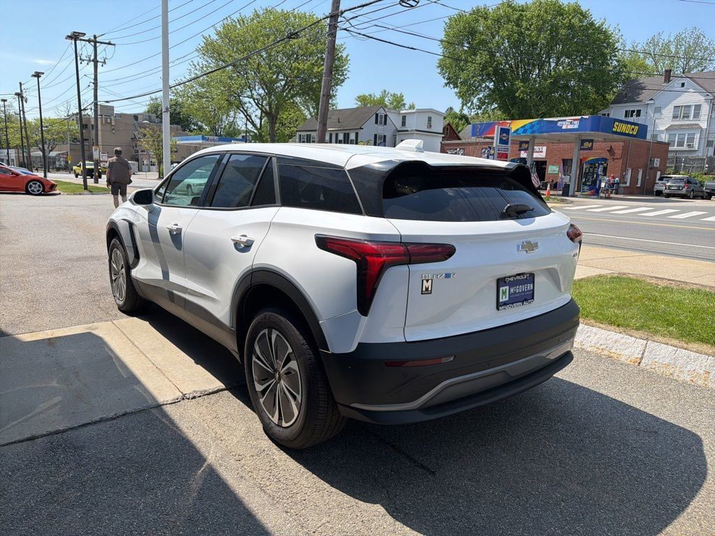 New 2025 Chevrolet Blazer EV LT w/ LPO, All-Weather Mat Package AWD/4WD image 3
