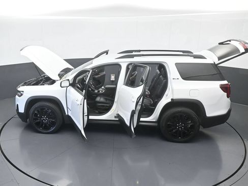 Used 2023 GMC Acadia SLE w/ Driver Convenience Package FWD image 69