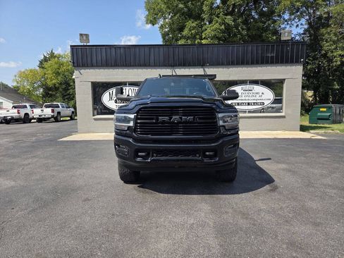 Used 2019 RAM 2500 Laramie w/ Night Edition AWD/4WD image 9