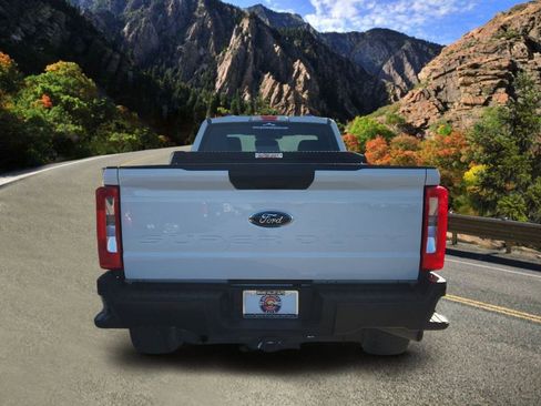 Used 2024 Ford F250 XL image 4
