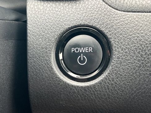 Used 2025 Toyota Camry SE FWD image 21