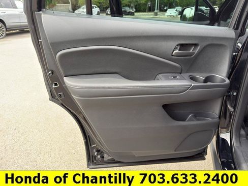 Used 2023 Honda Passport EX-L image 25