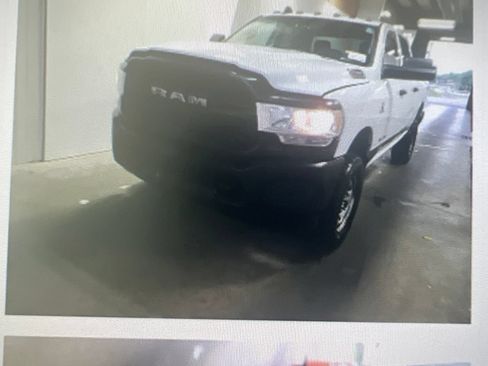 Used 2020 RAM 2500 Tradesman AWD/4WD image 1