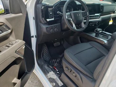 New 2026 Chevrolet Silverado 1500 RST w/ Convenience Package II AWD/4WD image 12