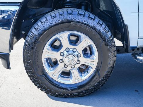 Used 2024 RAM 3500 Big Horn image 9