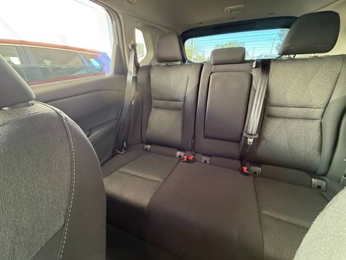 Used 2025 Nissan Rogue SV image 40