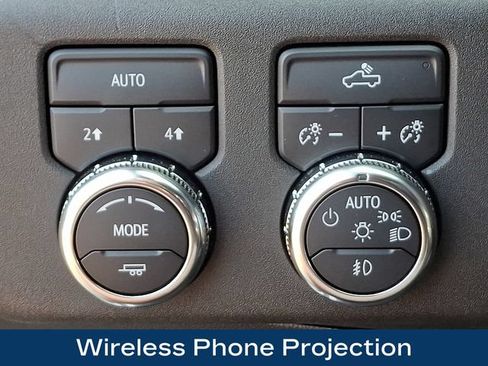 Used 2023 GMC Sierra 1500 Elevation AWD/4WD image 9