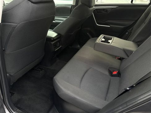 Certified 2021 Toyota RAV4 LE image 12