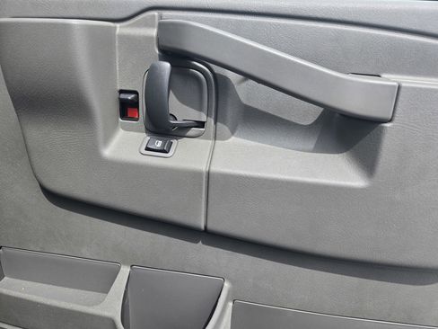 New 2025 Chevrolet Express 2500 w/ Driver Convenience Package image 9