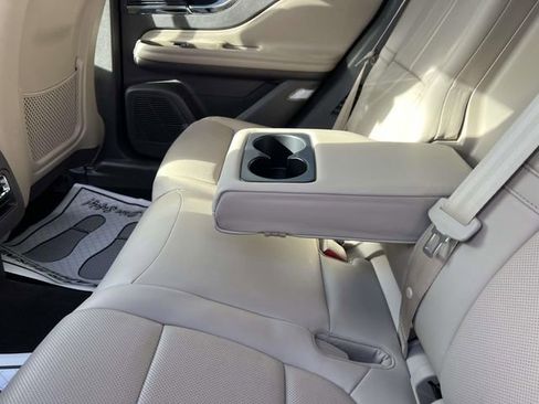 Certified 2022 Lincoln Corsair Reserve w/ Equipment Group 201A image 11