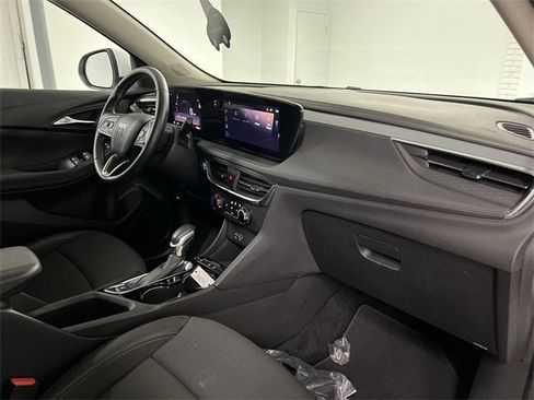 Certified 2025 Buick Encore GX Preferred image 27