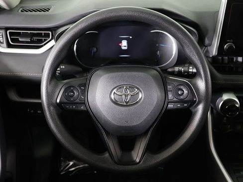 Used 2024 Toyota RAV4 XLE AWD/4WD image 35