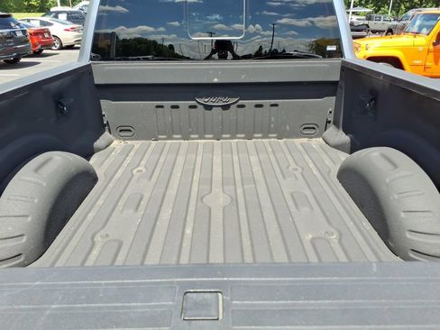Used 2022 Ford F250 Platinum AWD/4WD image 9
