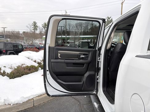 Used 2018 RAM 1500 Sport image 29