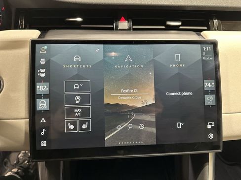 Used 2024 Land Rover Discovery Sport S image 17