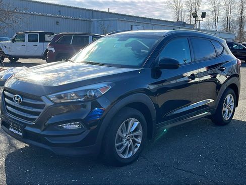 Used 2016 Hyundai Tucson SE w/ Option Group 02 image 3