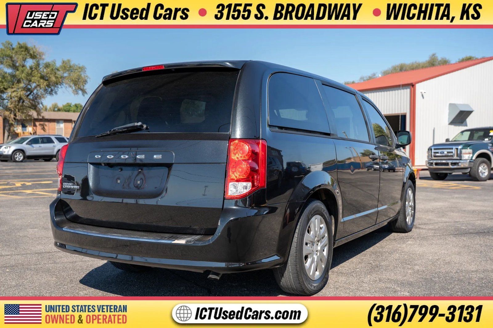 Used 2019 Dodge Grand Caravan SE w/ UConnect Hands-Free Group FWD image 6