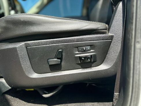 Used 2015 RAM 1500 Laramie w/ Convenience Group AWD/4WD image 21