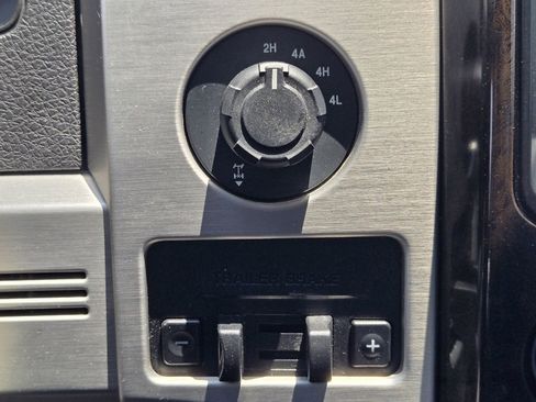 Used 2013 Ford F150 Platinum AWD/4WD image 18