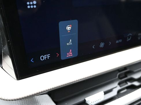 New 2026 Ford Explorer Active w/ Active Comfort Package image 36