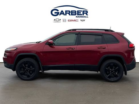 Used 2017 Jeep Cherokee High Altitude AWD/4WD image 2