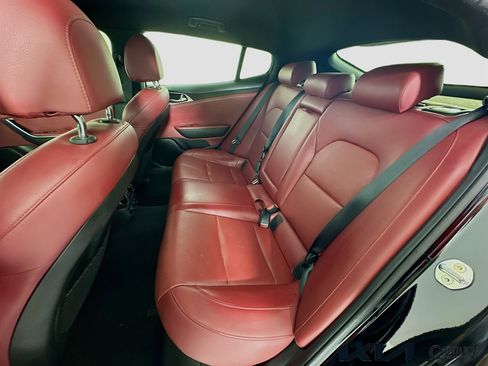 Used 2020 Kia Stinger GT image 22