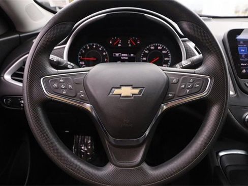 Used 2024 Chevrolet Malibu LT image 10