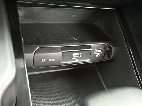 Used 2021 Kia Telluride LX image 20