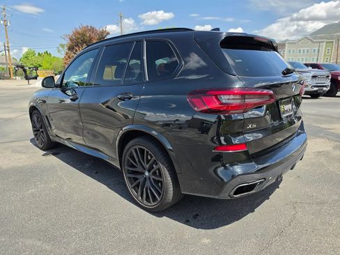 Used 2022 BMW X5 M50i AWD/4WD image 3