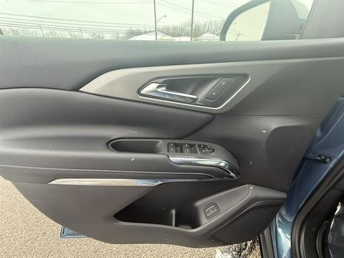 New 2026 Chevrolet Traverse LT w/ Sun and Wheel Package image 12