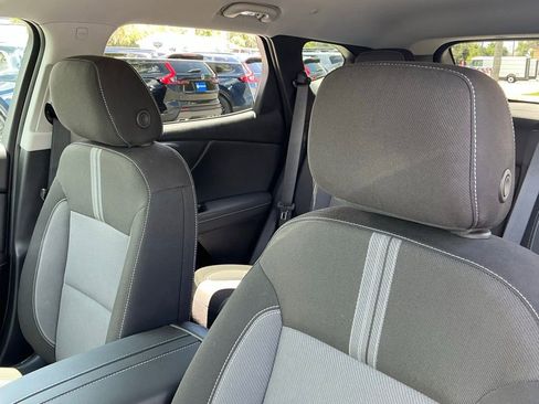 Used 2025 Chevrolet Blazer LT FWD image 21