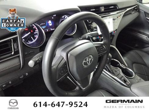 Used 2019 Toyota Camry XLE FWD image 17
