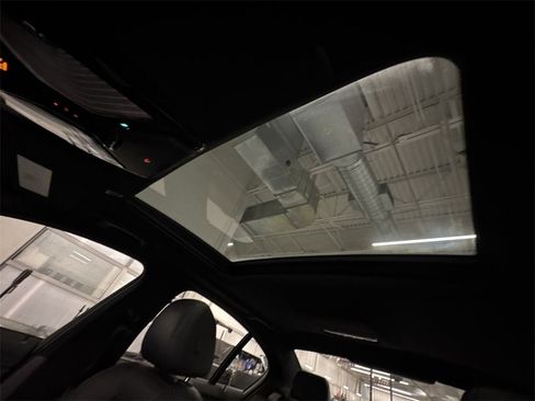 Used 2018 BMW 530i xDrive image 22