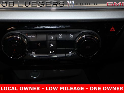 Certified 2024 Chevrolet Trax LT w/ LT Convenience Package image 21