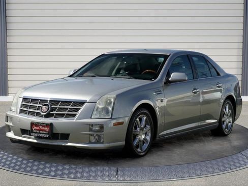 Used 2008 Cadillac STS w/ Preferred Equipment Group RWD image 3
