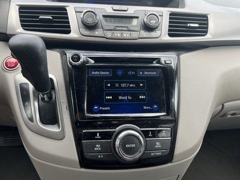 Used 2017 Honda Odyssey EX-L image 23