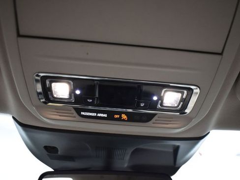 Used 2022 Lincoln Corsair Standard w/ Equipment Group 101A image 32