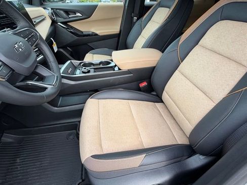 New 2026 Chevrolet Equinox ACTIV w/ Convenience Package III image 12