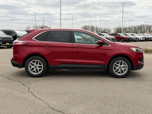 Used 2023 Ford Edge SEL AWD/4WD image 4