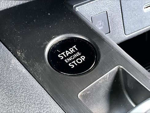 New 2026 Nissan Kicks SV image 12