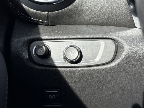 New 2025 Chevrolet Blazer LT w/ Driver Confidence Package image 17