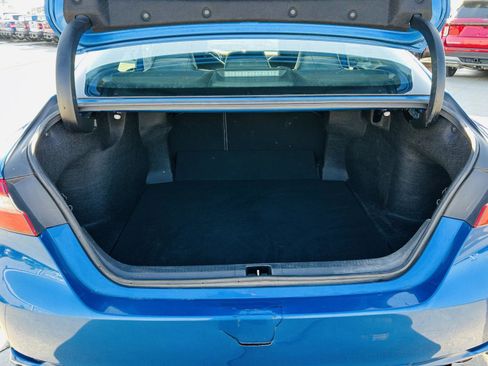 Used 2019 Toyota Camry SE image 24