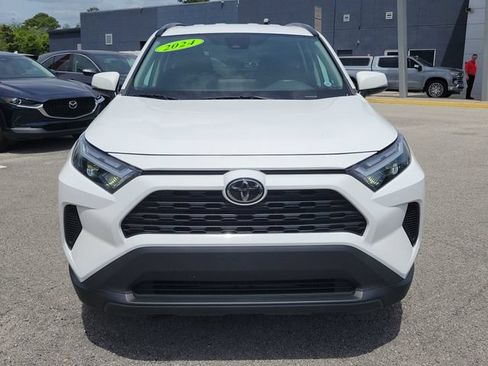 Used 2024 Toyota RAV4 XLE FWD image 6