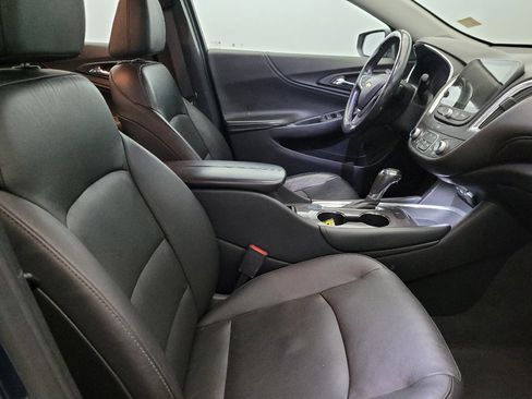 Used 2019 Chevrolet Malibu LT w/ Leather Package image 21