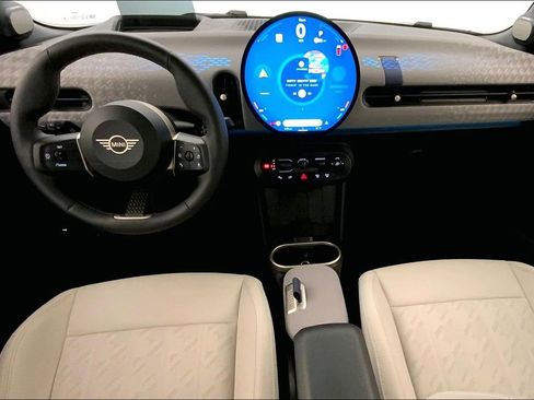 Certified 2025 MINI Cooper S image 16